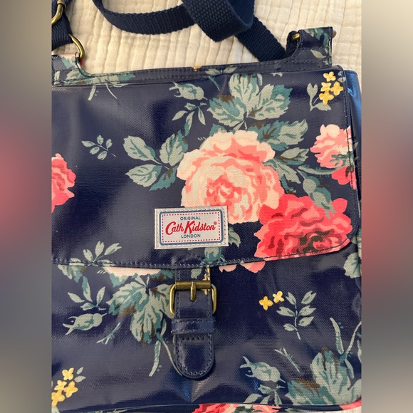 Cath Kidston Floral Crossbody Bag Roses Flowers - Picture 3 of 15